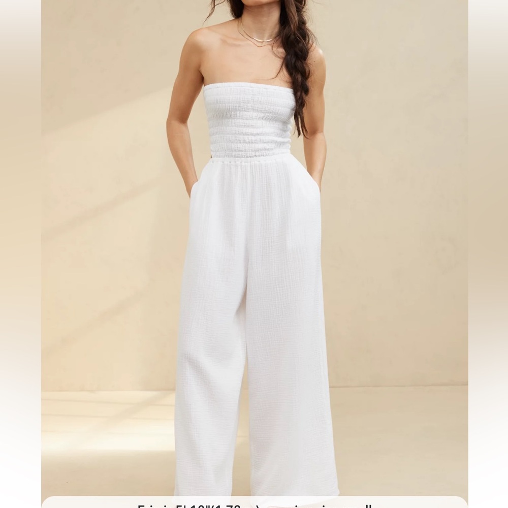 NWT Aerie Gauzy Strapless white Jumpsuit size L
Super stretchy